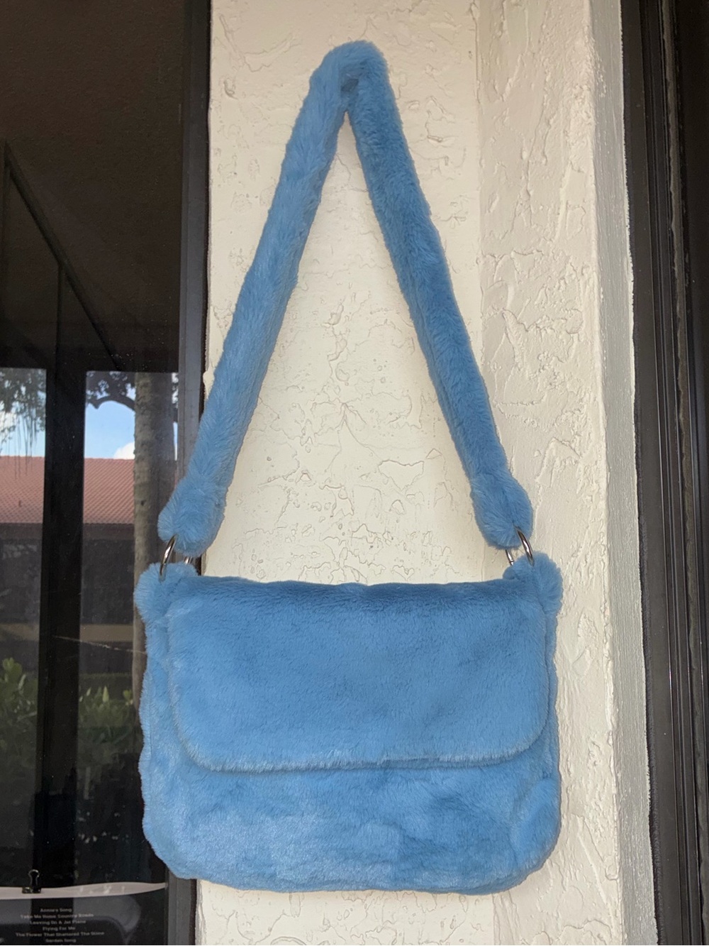 Lolita Jade Frankie Messenger Bag in Sky Blue Faux Fur - EUC